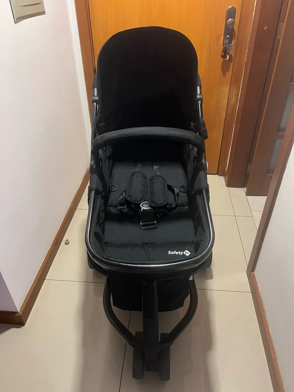 Carrinho de bebê com Moisés + bebê conforto  - Foto 2