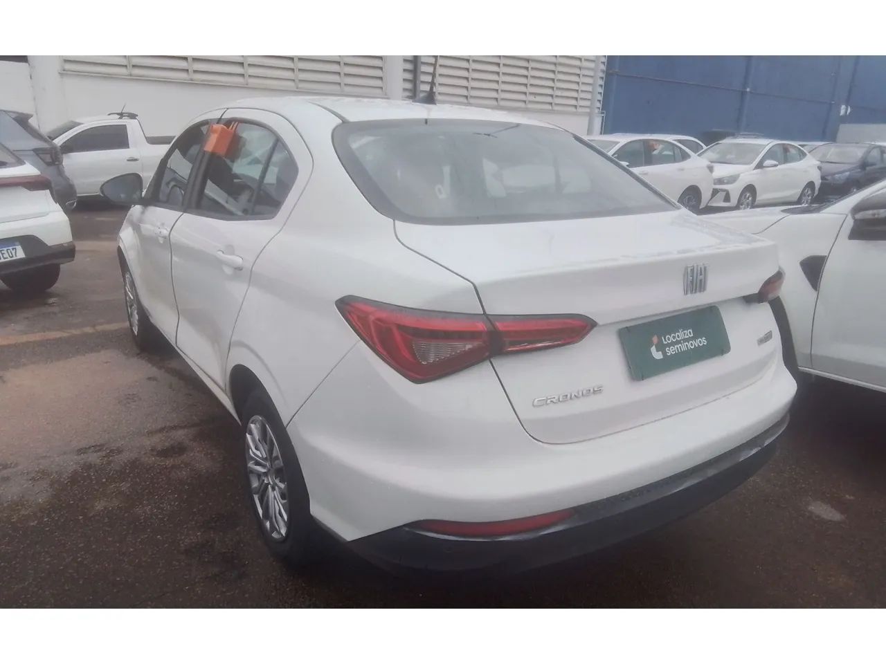 Fiat Cronos 1.0 6V Flex, foto 5 de 11