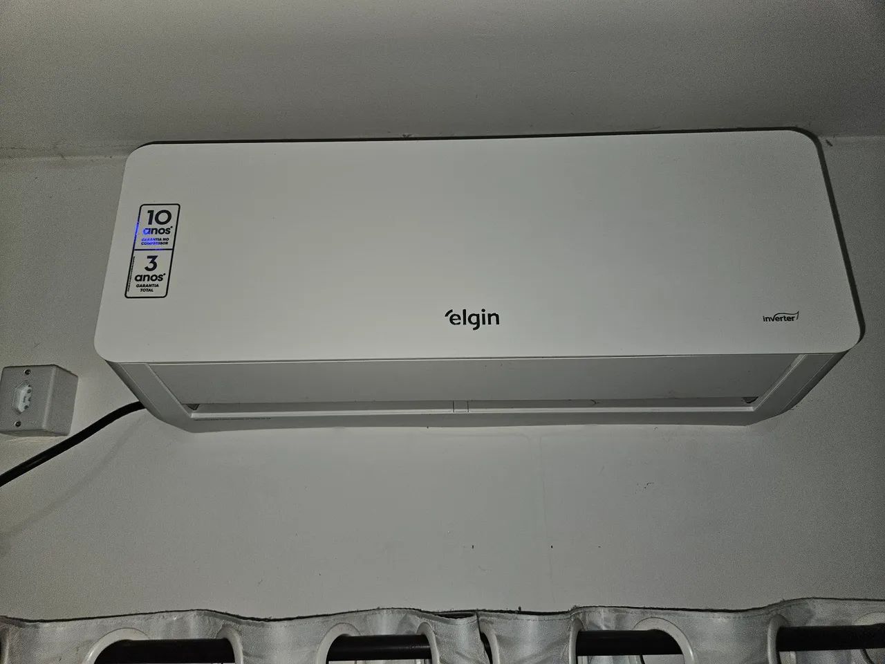 Ar-condicionado Elgin inverter 9000BTUs