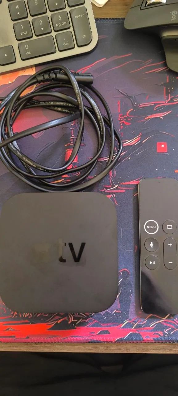Apple tv 4k A1842 em estado de novo + controle original