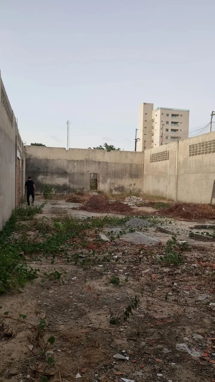 Imóvel para venda possui 720 metros quadrados em Padre Andrade - Fortaleza - CE - Foto 4