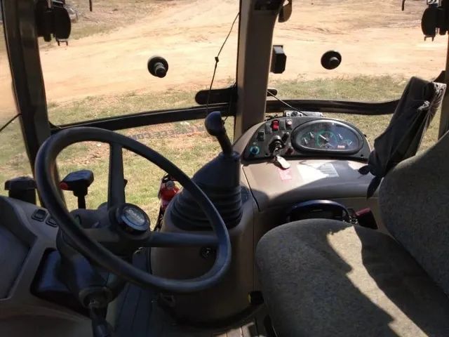 Retroescavadeira Case 580n 4x4 2015 - Foto 5