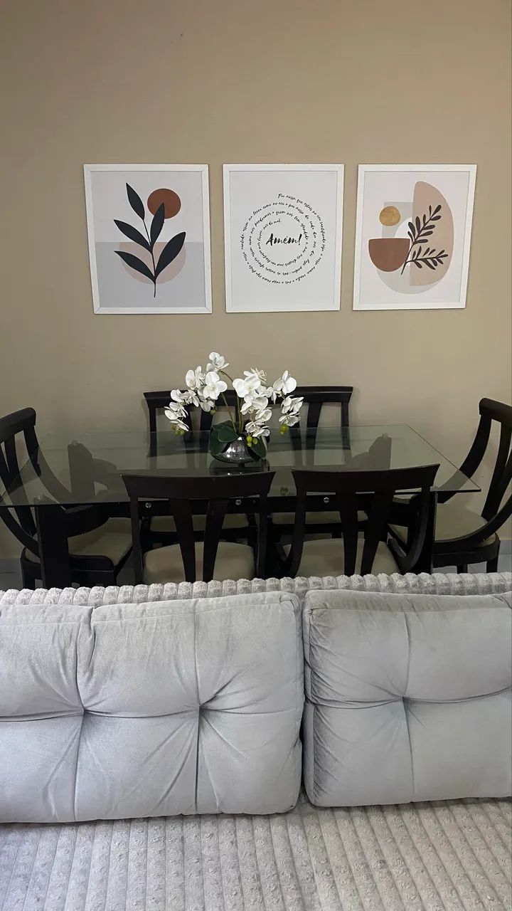 Mesa de jantar com 6 cadeiras