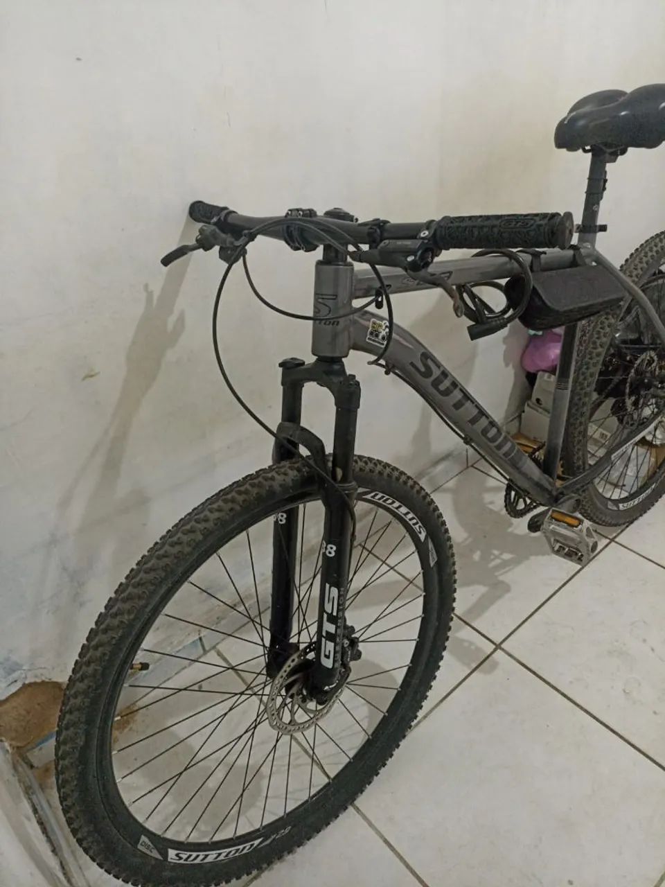 Vendo bicicleta Sutton 9v catraca shimano