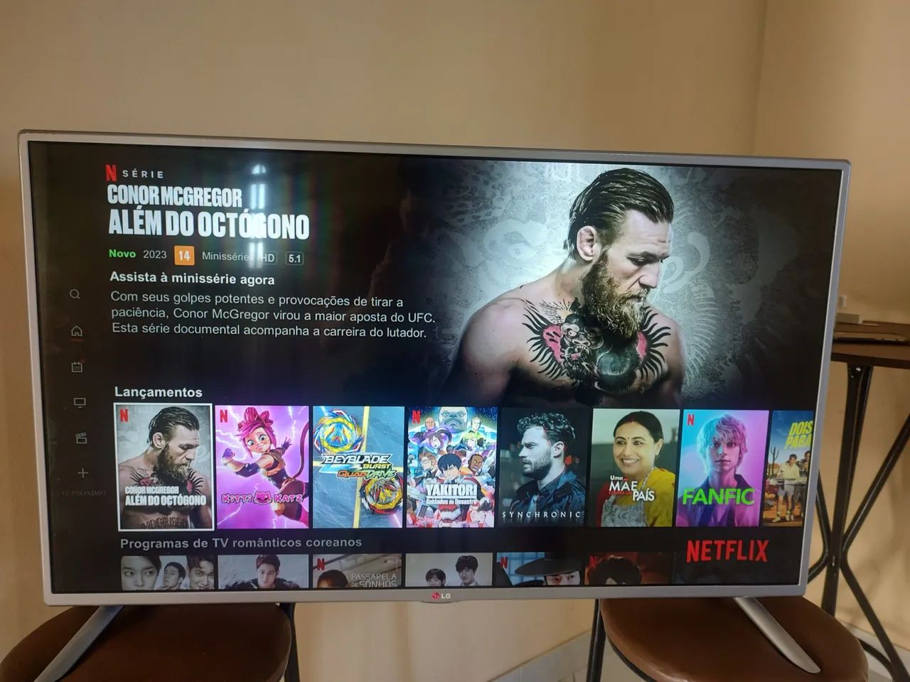 Smart TV LG 32 Polegadas / Branquinha / Pega YOUTUBE!! 