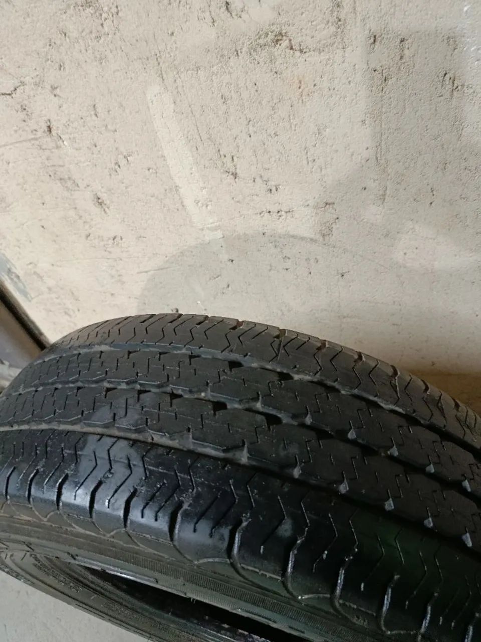 Pneu Pirelli 205/70 R15 - Foto 4