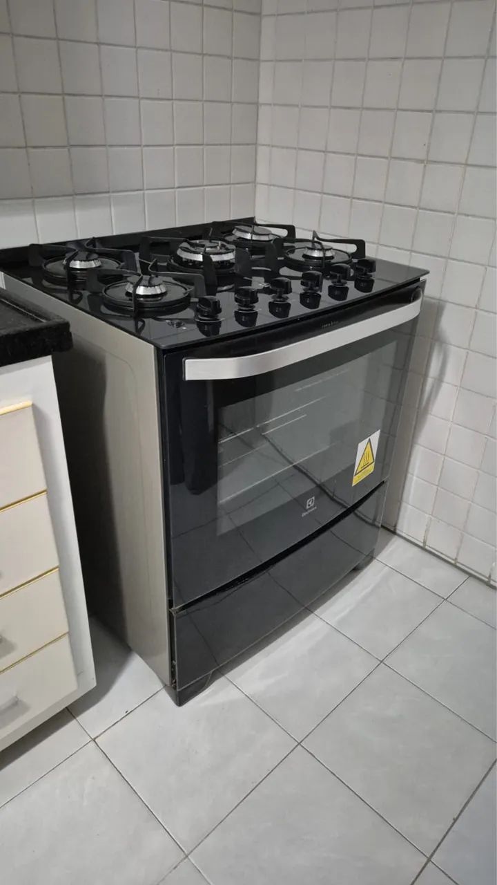 Fogão 5 bocas Electrolux