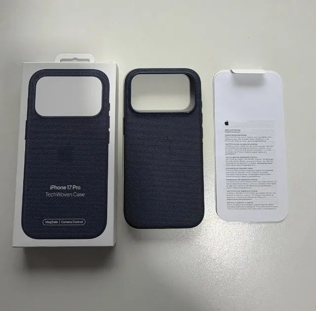 Capa Original Apple TechWoven com MagSafe para iPhone 17 Pro - Azul - Foto 3