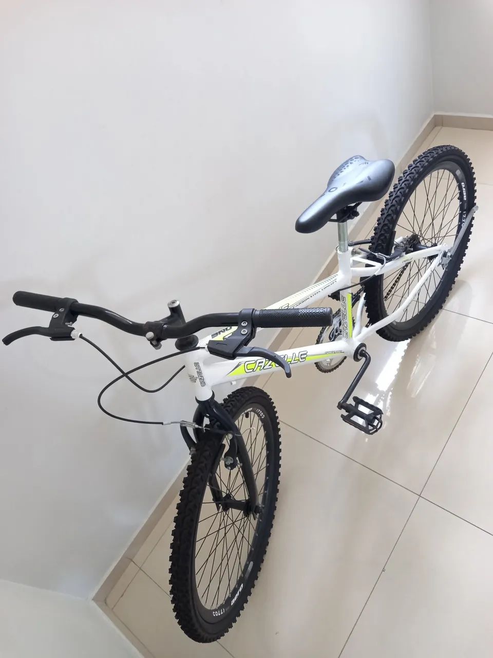 Bicicleta Infantil Aro 24 Force One - Foto 4