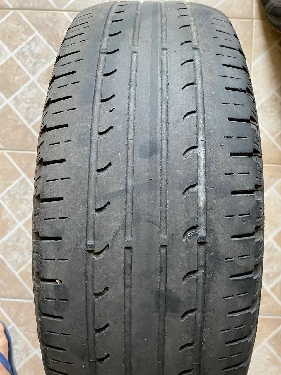 Pneu Goodyear efficientgrip 205/65 r16  - Foto 5