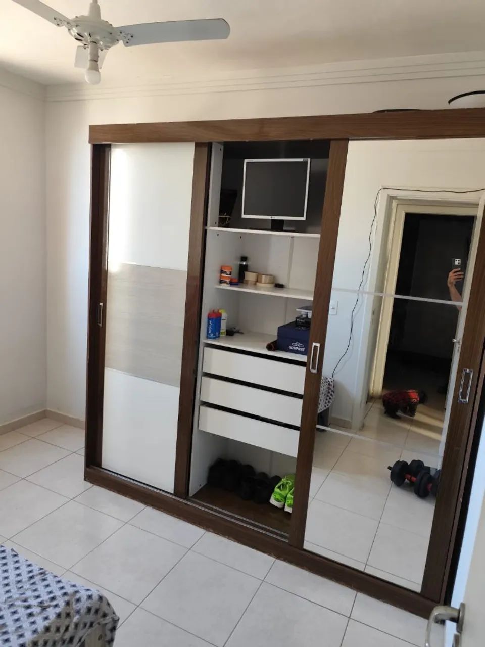 Guarda roupas - Foto 2
