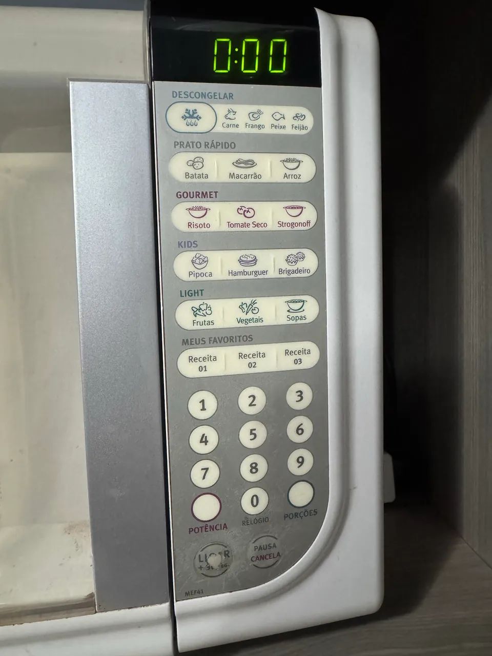 Microondas Electrolux 31LT CONSERVADO! - Foto 3