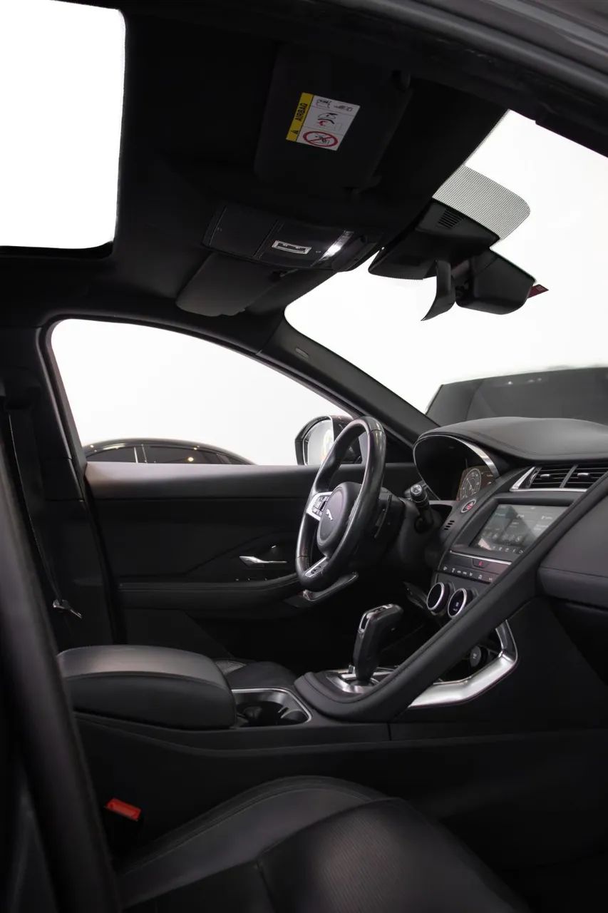 Jaguar E-Pace R-dynamic S 2.0 AWD 249cv Aut. 2020 - Foto 5