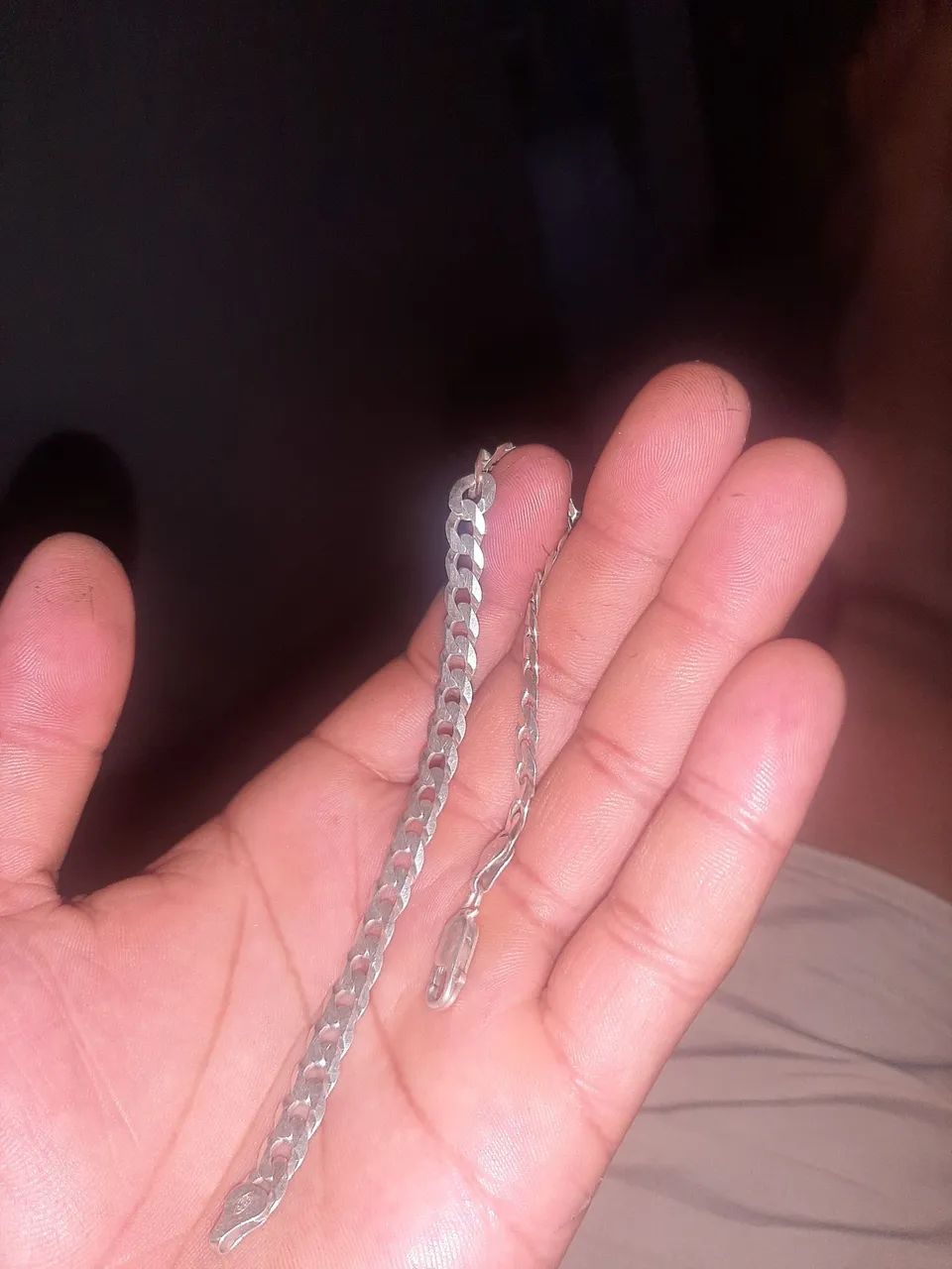 Pusseira de prata escama de peixe