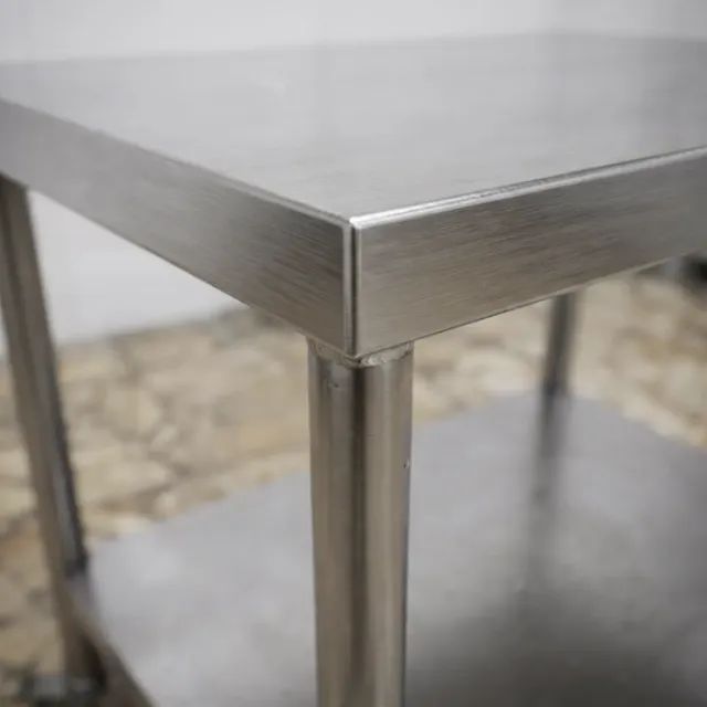 Mesa Bancada Aço Inox Cozinha Industrial 90x70 Com Rodízios - Foto 3