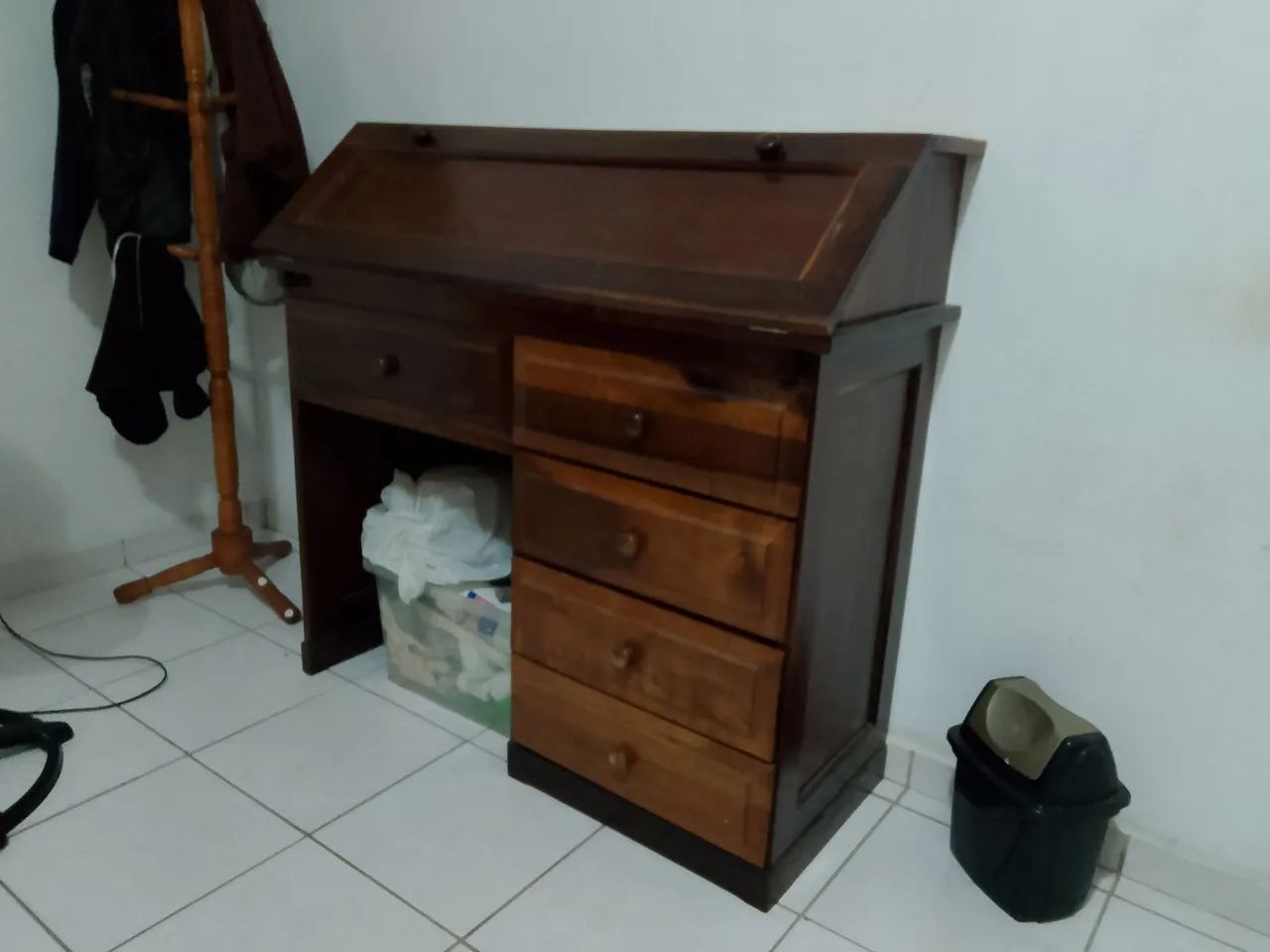 Mesa de gabinete 