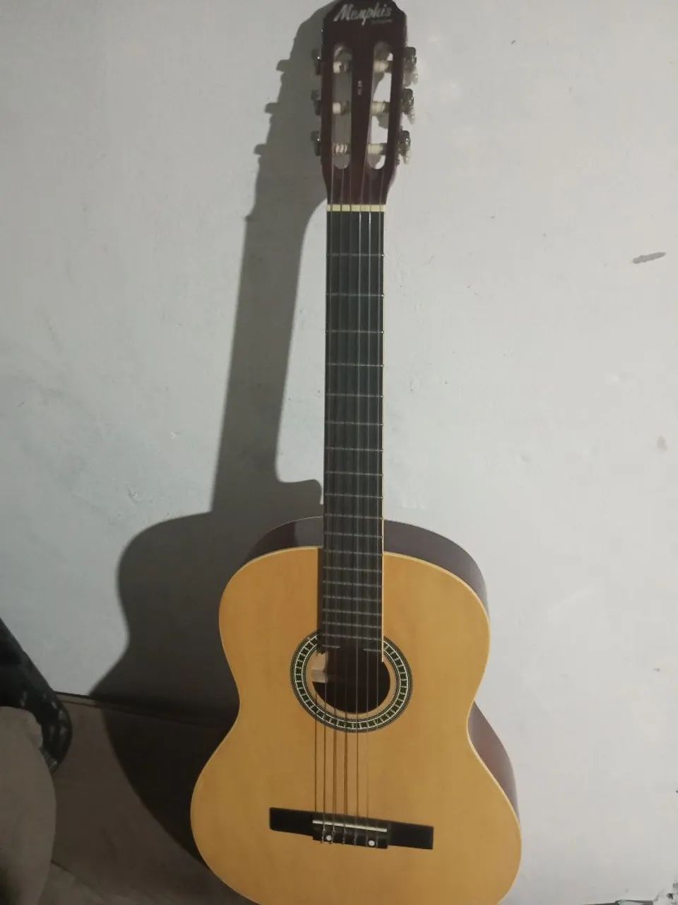 Violão Memphis com capa - Foto 3