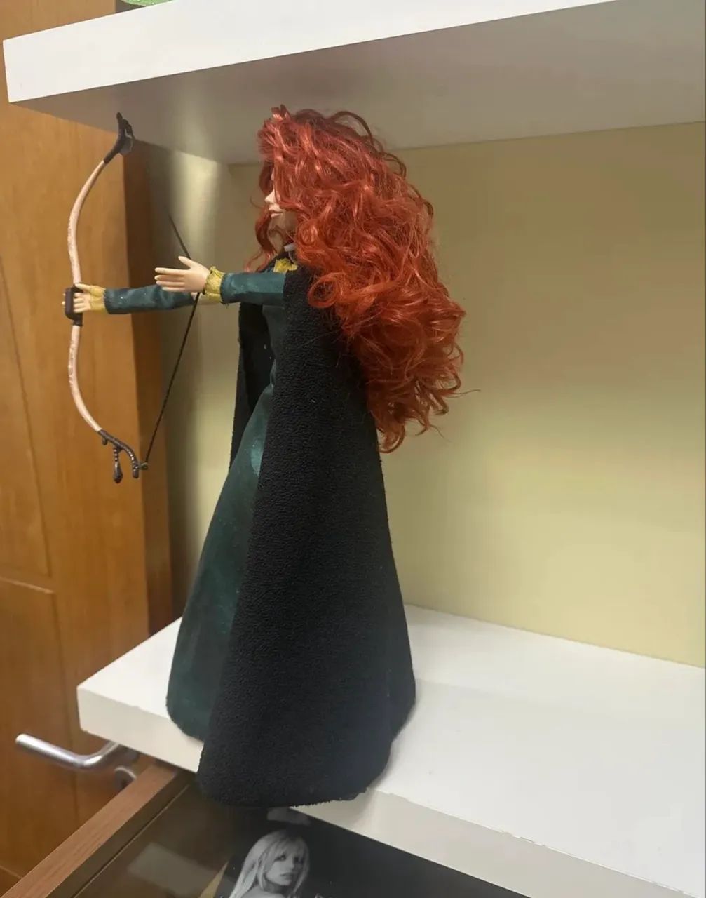 Combo de duas bonecas Disney 40 cm Merida e Anna - Foto 2