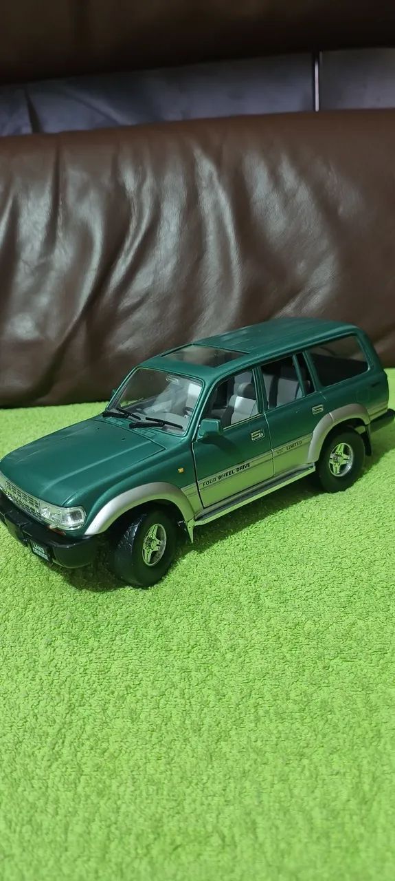 Miniatura 1/18 land cruiser  - Foto 3