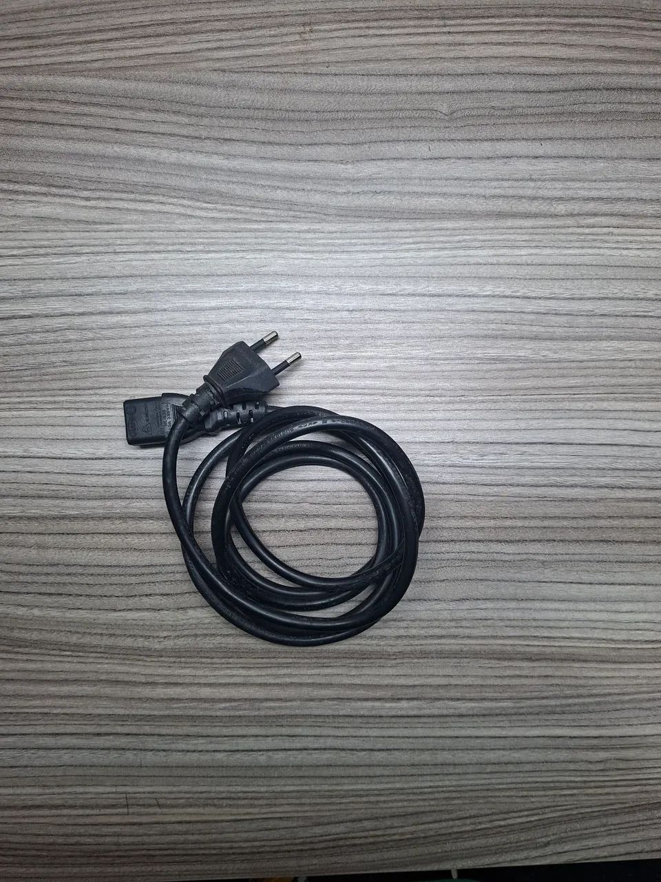Monitor LG modelo 228n550y - Foto 3