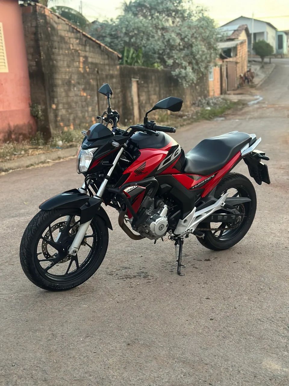 Twister 250f