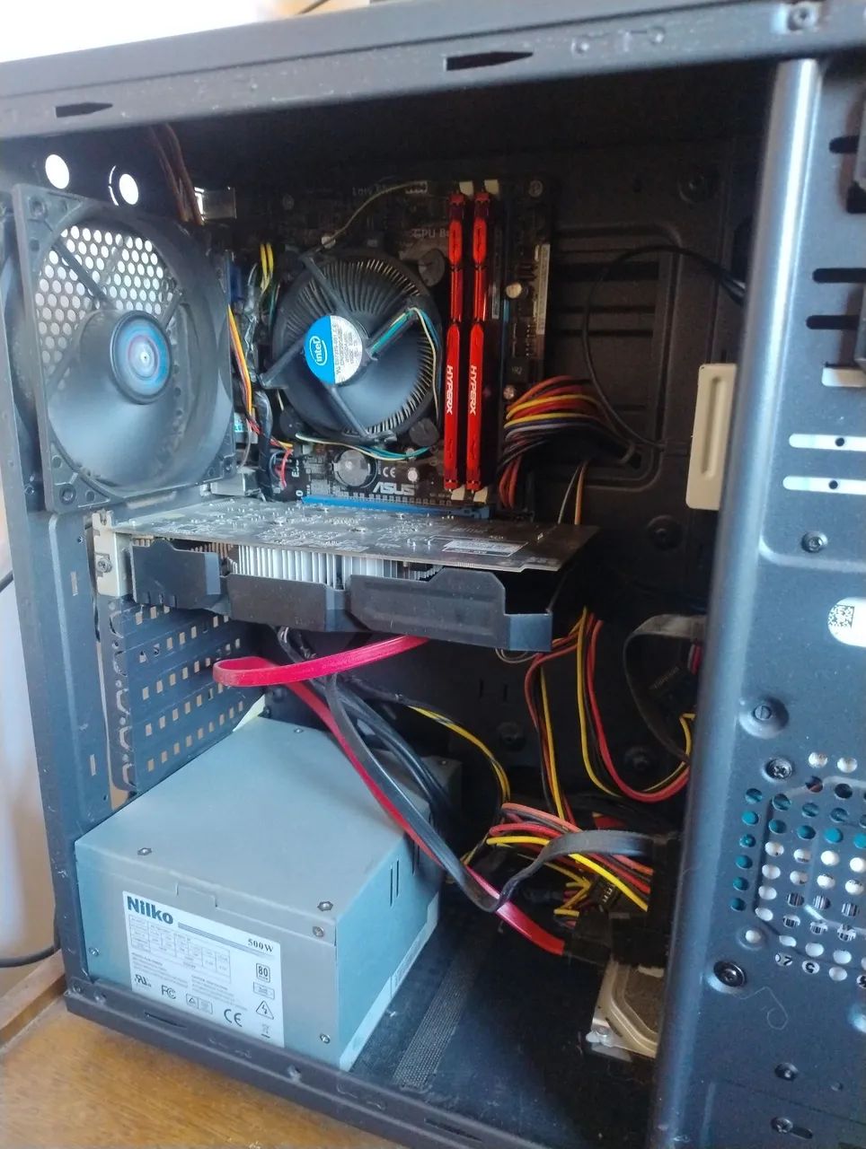 PC Gamer / Desktop i7 + 16GB RAM + RX 560 4GB + SSD 512GB - Foto 3