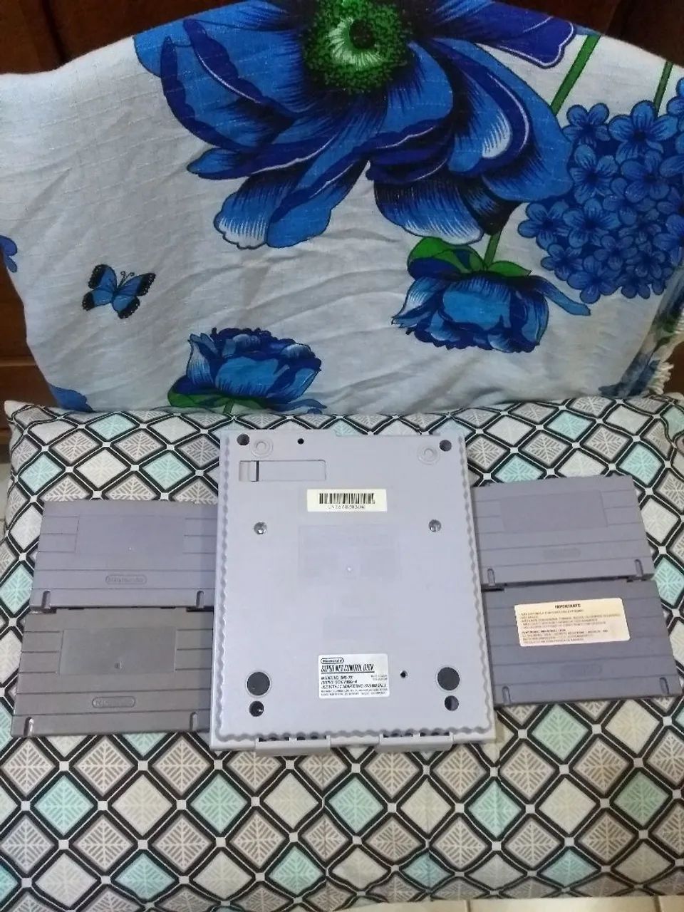 Super Nintendo Fat completo e já vai com 4 jogos e 1 controle, imperdível. - Foto 2