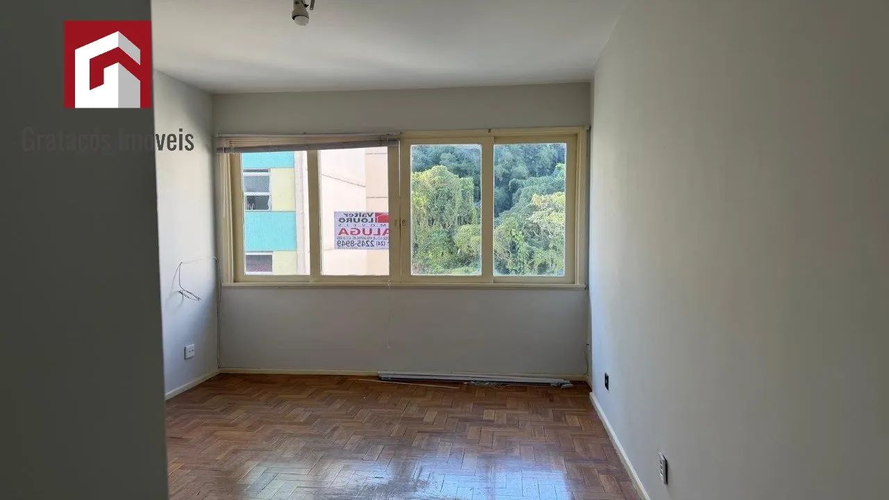 Quarto e sala locação Centro Petrópolis