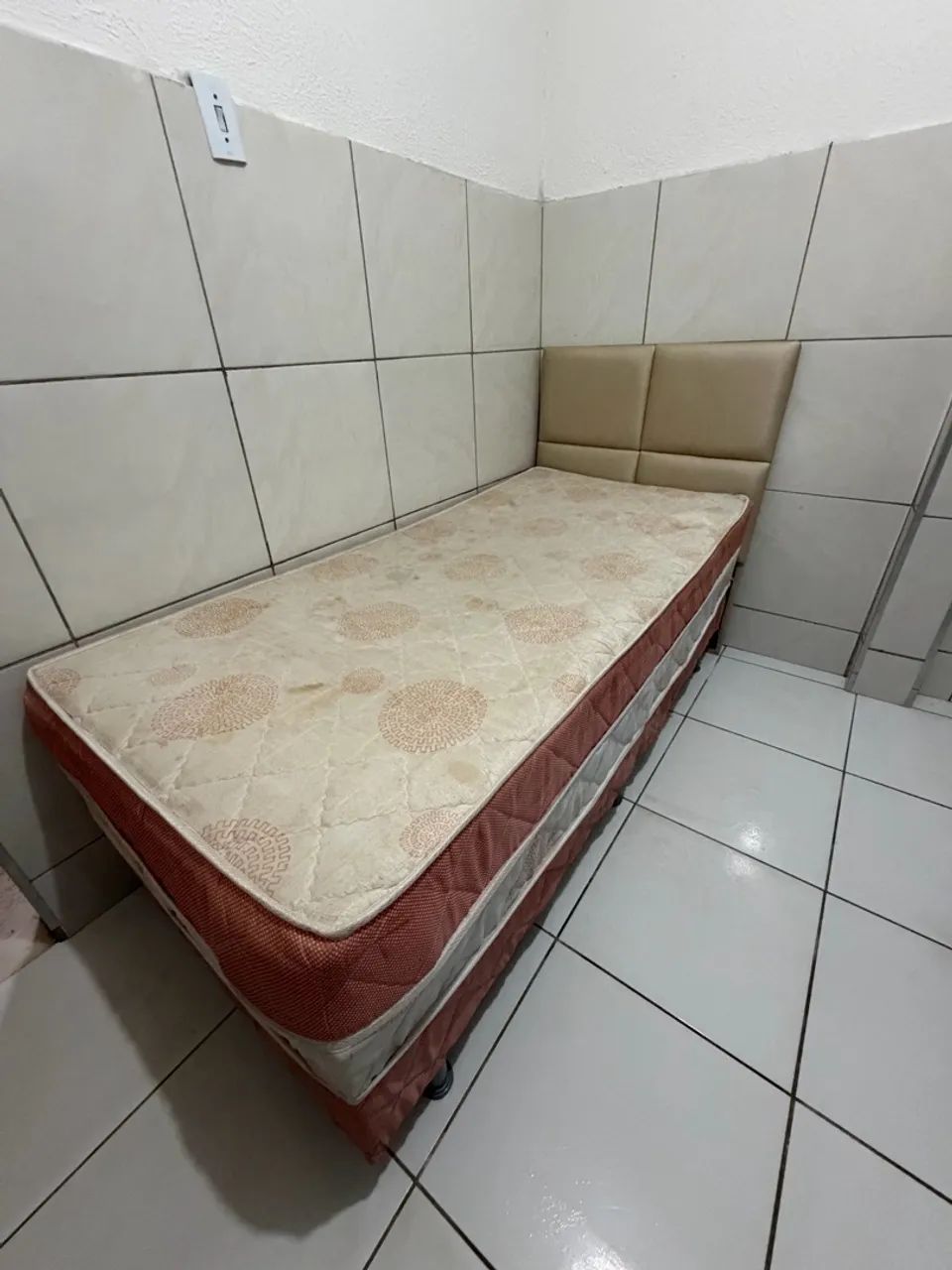 Cama box solteiro com cabeceira 