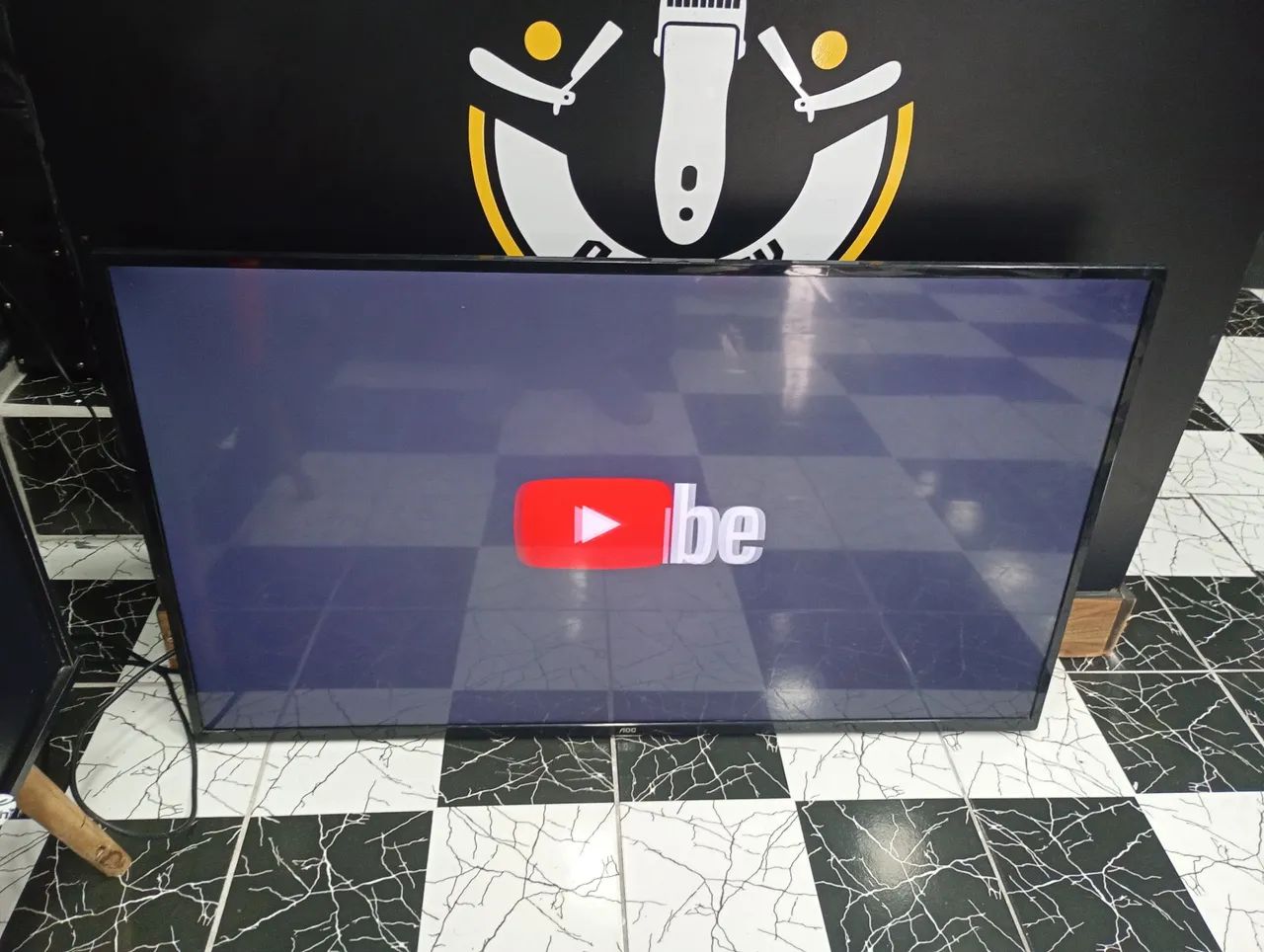 Vendo Smartv AOC 50 polegadas top de linha 4K em estado de nova conforme fotos R$ 1500,00 - Foto 3