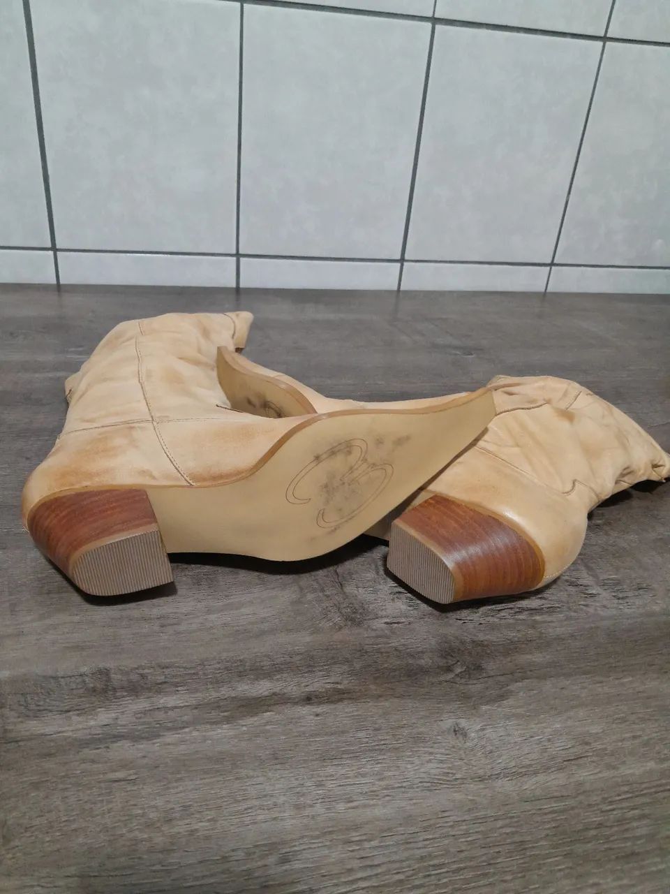 Estou vendendo  botas ? ? 