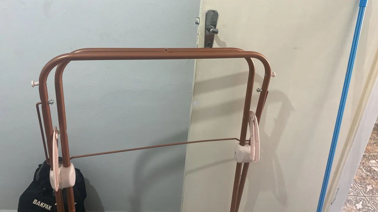 Suporte de banheira menina 