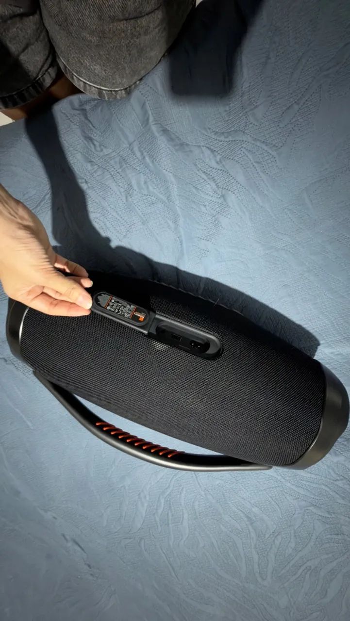 Vendo JBL BOMBOX 3 pouco usada, com nota e caixa  - Foto 5