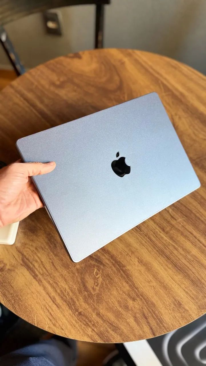 MacBook Pro M3 14? 18GB 512 SSD
