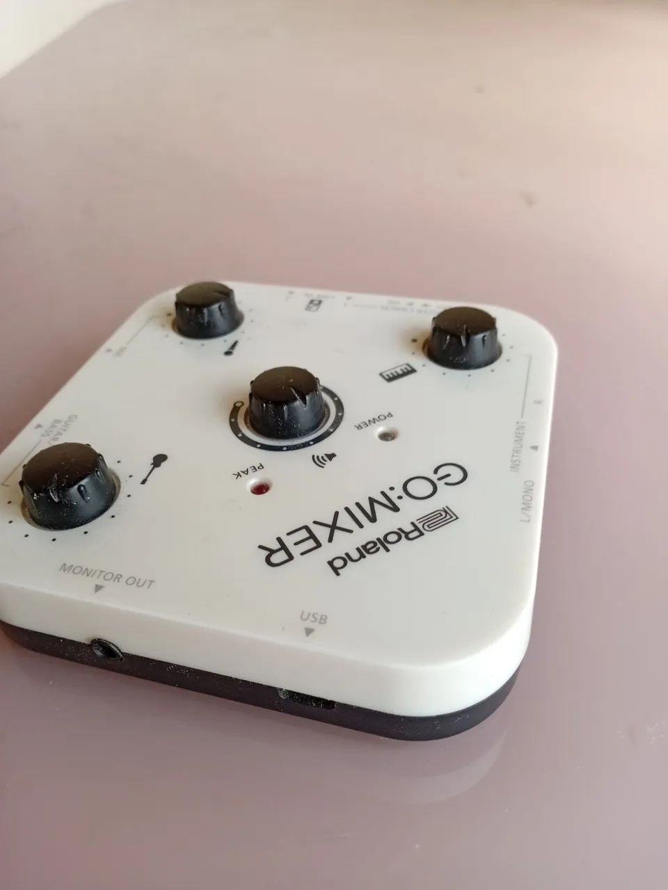 Interface de áudio go mixer roland  a venda 