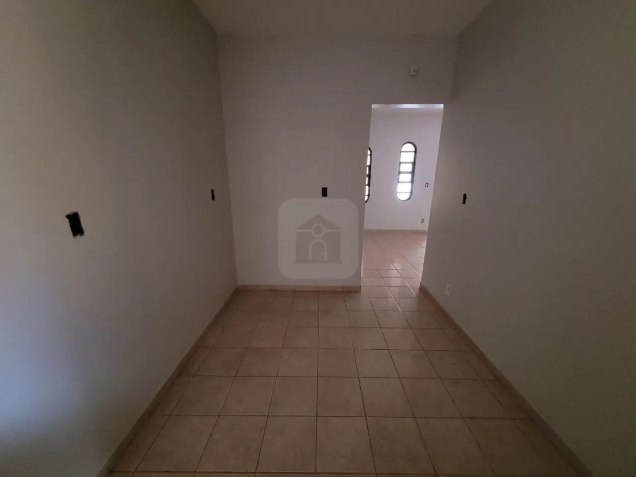 Casa com 110m² para locação no bairro Santa Mônica - Foto 4