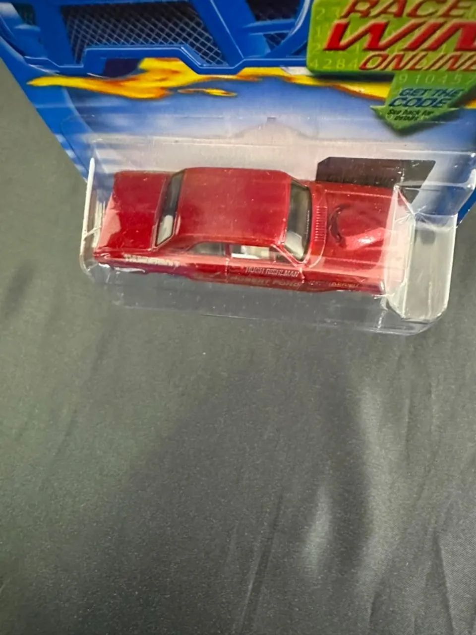Hot Wheels Mainline Ford Thunderbolt 142 - Foto 4
