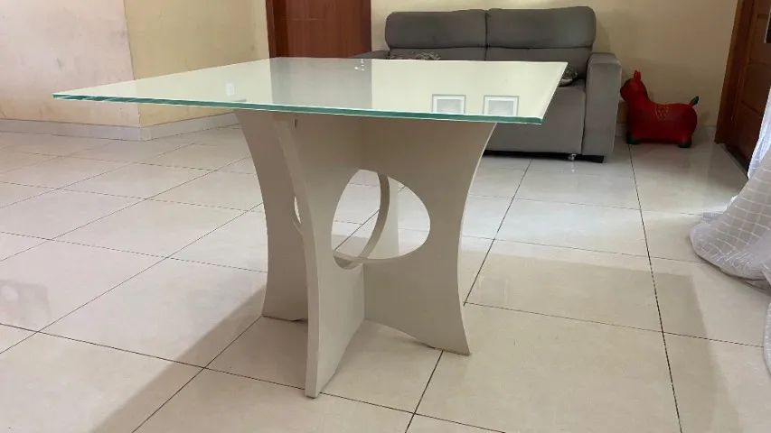 Mesa de jantar quadrada - 1x1 m + 4 Cadeiras - Foto 2