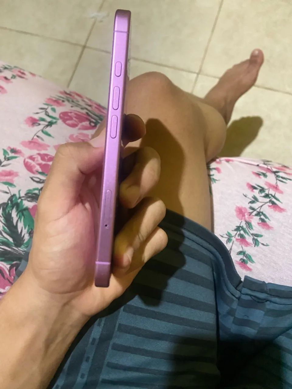 iPhone 16  - Foto 3