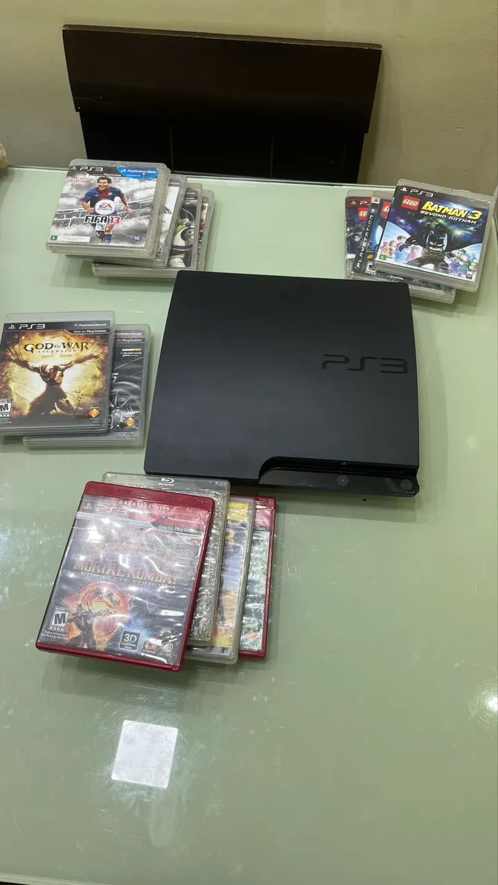 Playstation 3 + 13 jogos 