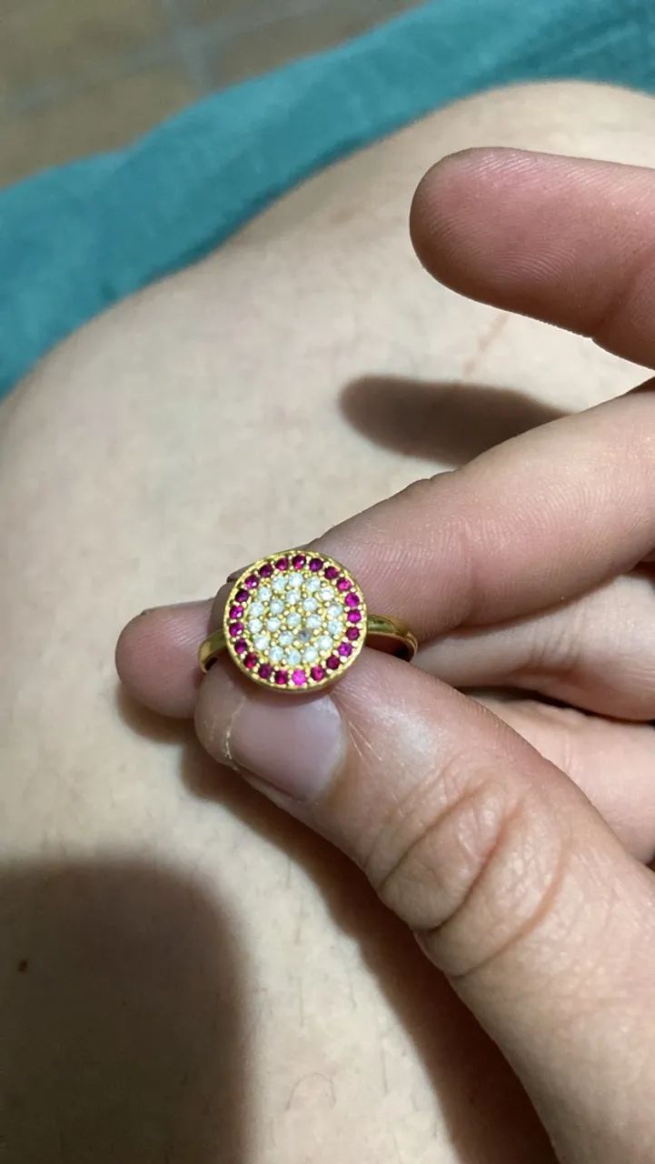 Vendo Anel de ouro com brilhantes  - Foto 2