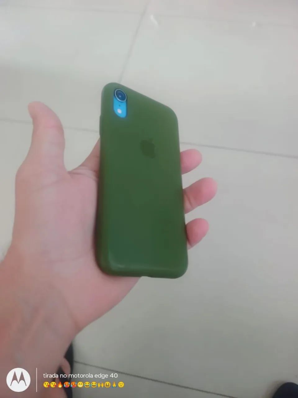 IPhone xr  pegando tudo bateria 74 pagando perfeitamente  - Foto 2