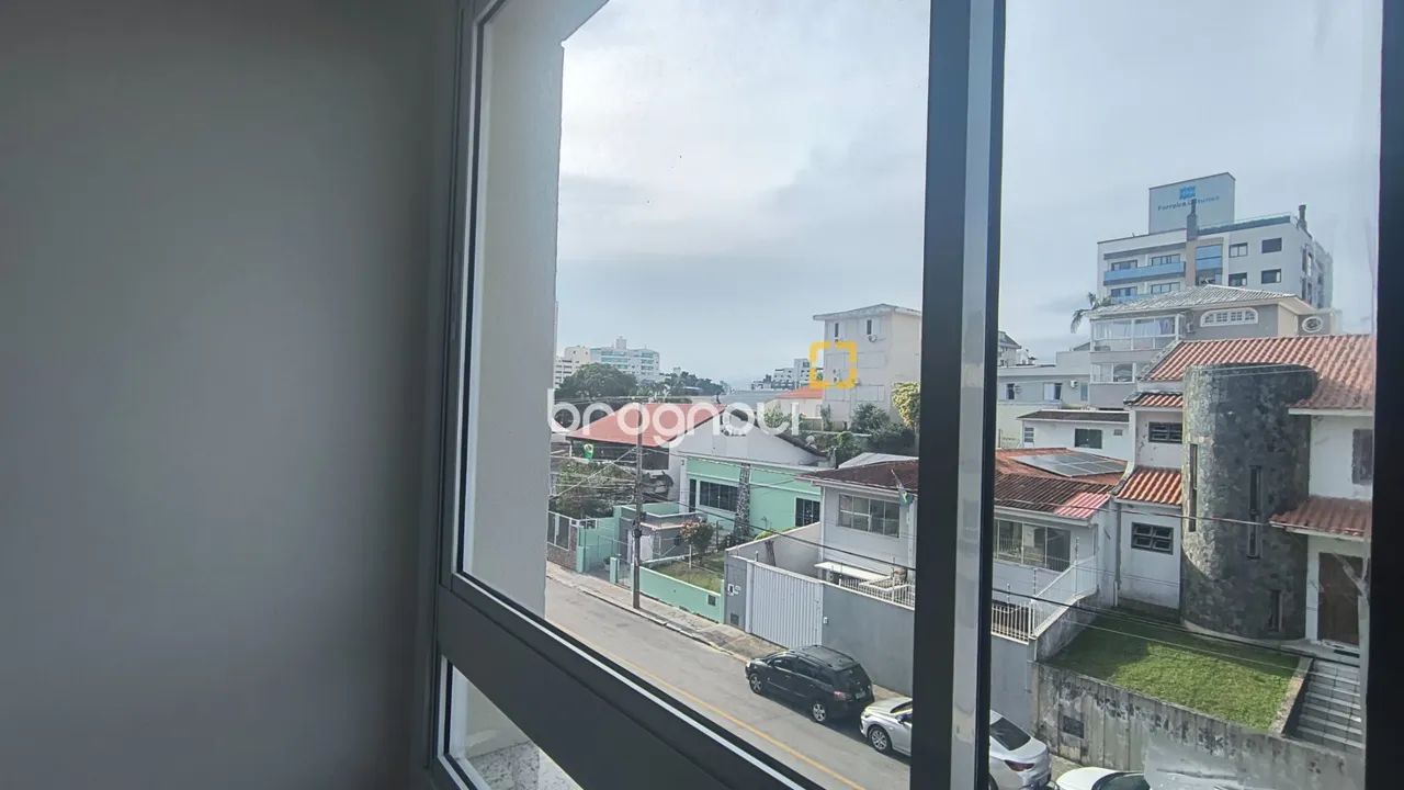 Apartamento de 2 Quartos com Suíte em Coqueiros - Foto 4