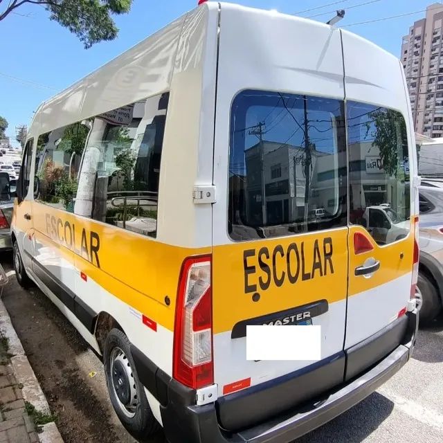Renault Master 2.3 DCI STD Medio Esco. 20L Dies. 2017 - Foto 4