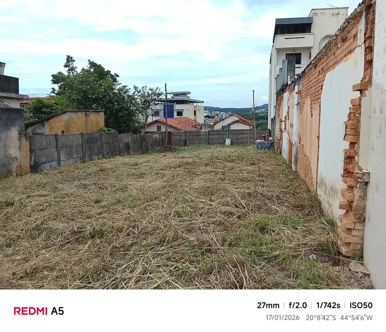 Vendo Lote com 300m2 na rua Pará - Perto do Centro - Foto 5