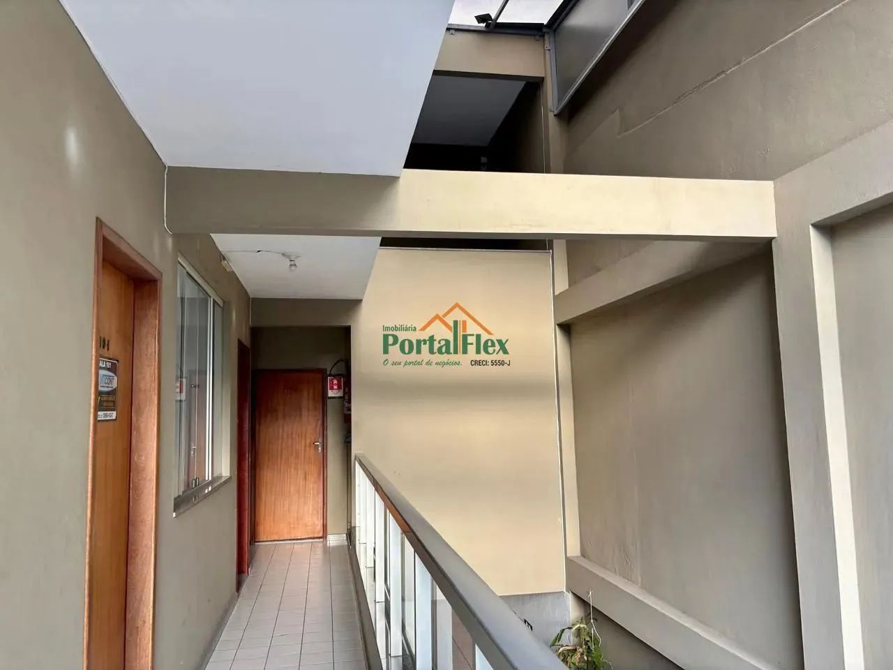 Sala à locação em Parque Residencial Laranjeiras - Serra/ES - Foto 4