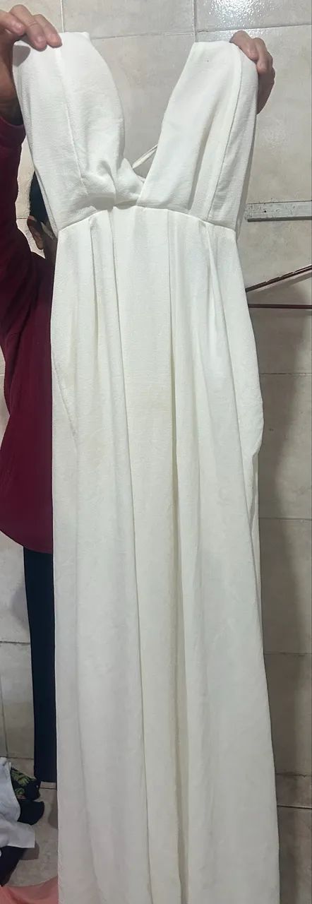 Vestido Longo Branco c/ decote 