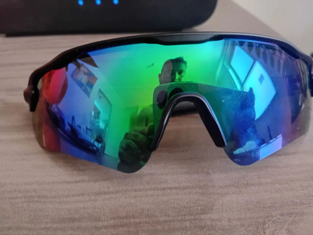 ÓCULOS DE SOL ESPELHADO 