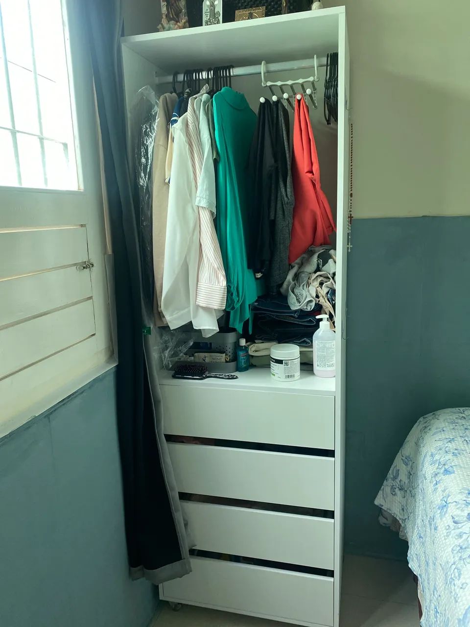 Guarda roupa solteiro 
