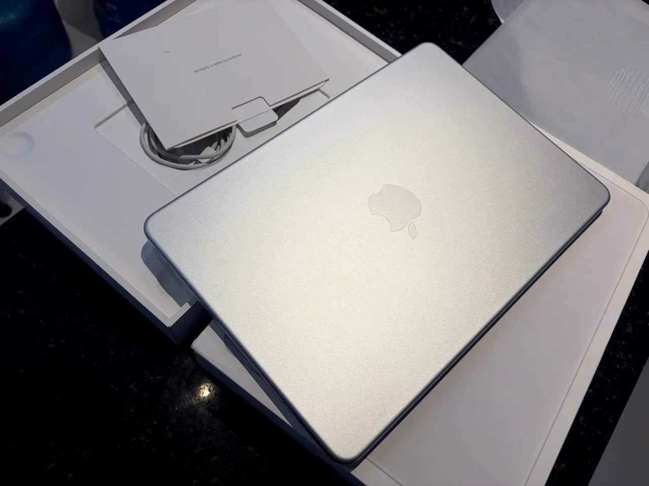 MacBook Neo  - Foto 3